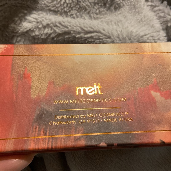 Melt Cosmetics Twenty Seven Eyeshadow Palette - Picture 4 of 6